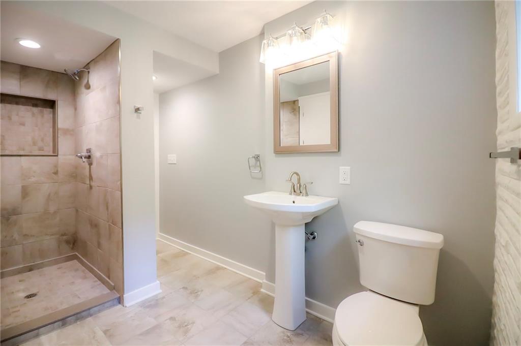 7011 Lantern Road Indianapolis, IN 46256 - Photo 41 of 54 Gallery Image 41
