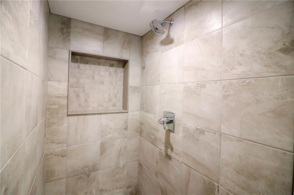 7011 Lantern Road Indianapolis, IN 46256 - Photo 42 of 54 Gallery Image 42