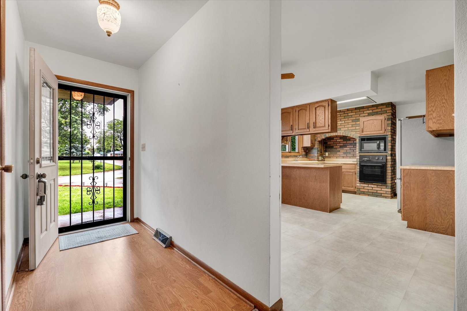 11822 3rd Street Milan, IL 61264 - Photo 11 of 45