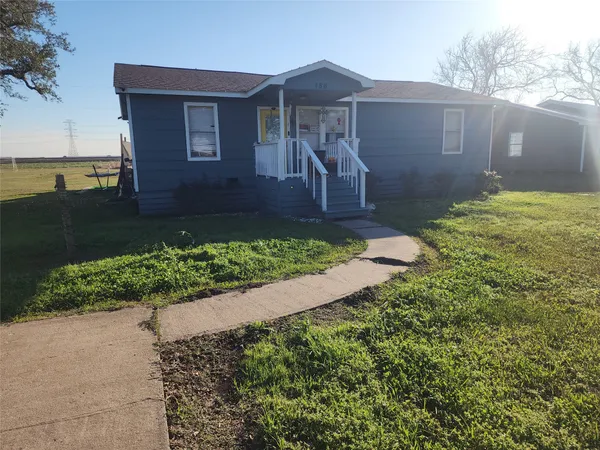 $169,900 | 42 Country Oaks Street, Brazoria, TX 77422