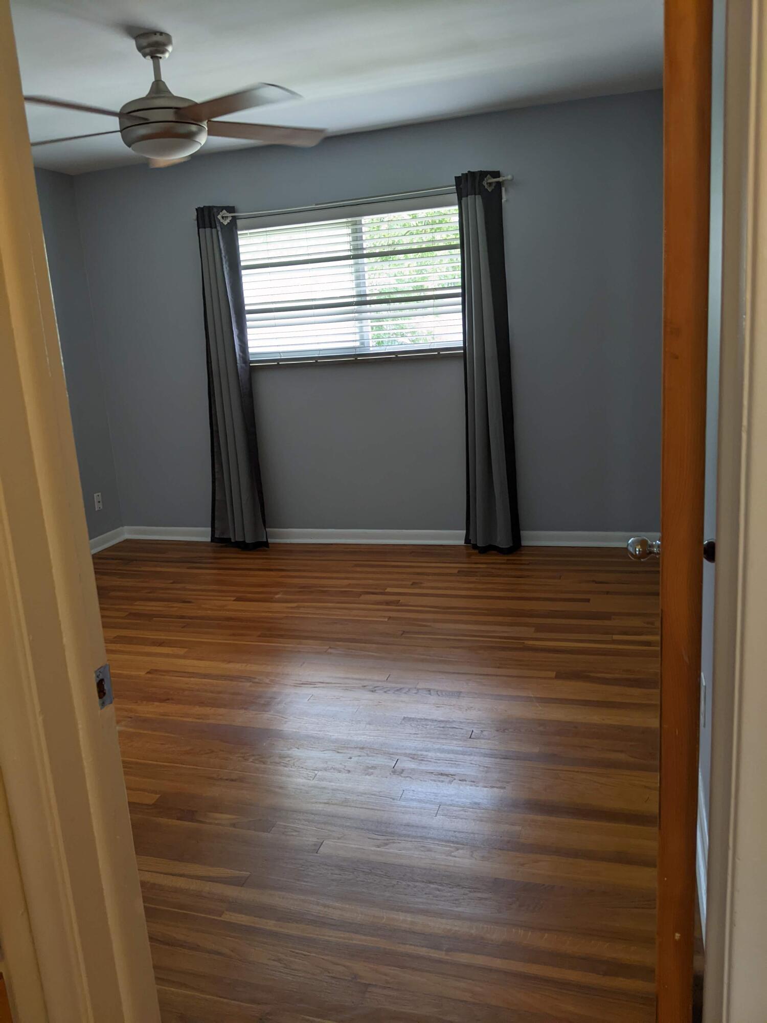 3800 Normandy Road, Unit 1 Royal Oak, MI 48073 - Photo 12 of 17 PXL_20220715_184516493