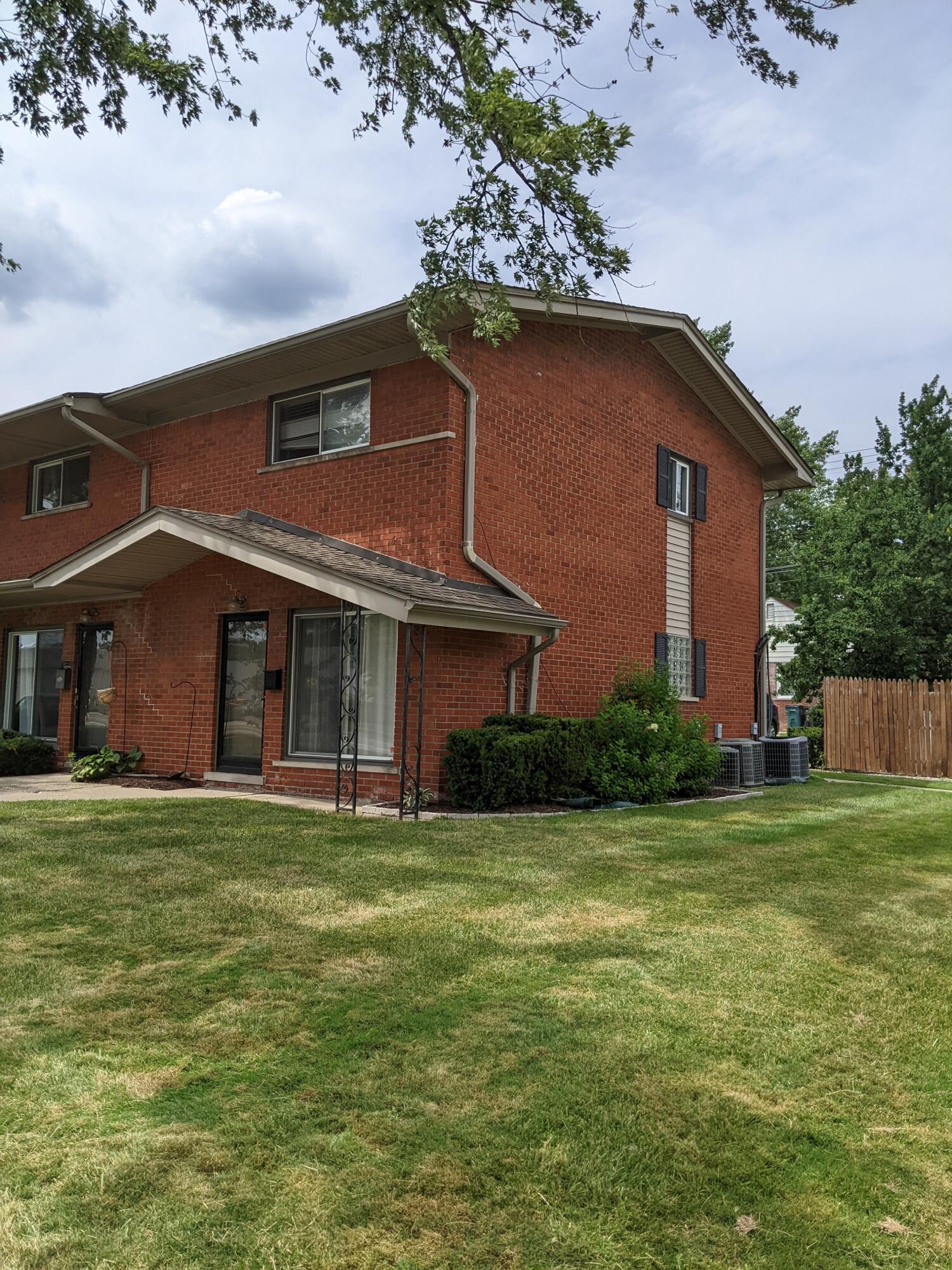 3800 Normandy Road, Unit 1 Royal Oak, MI 48073 - Photo 17 of 17 PXL_20220715_183912052
