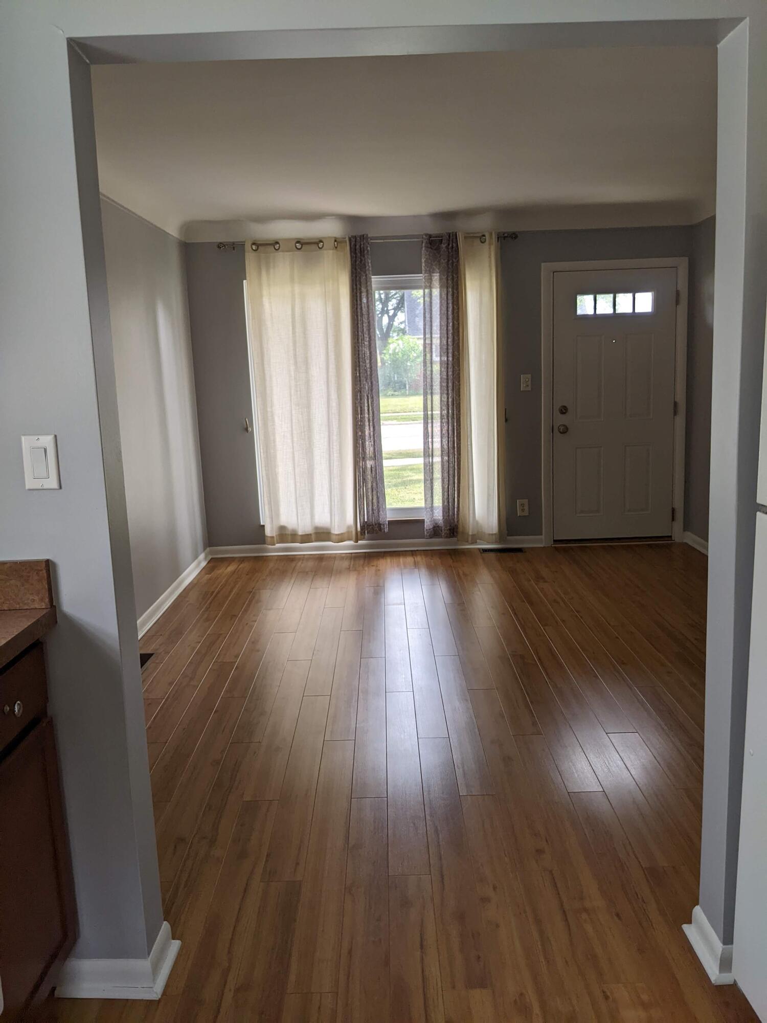 3800 Normandy Road, Unit 1 Royal Oak, MI 48073 - Photo 6 of 17 PXL_20220715_184143712