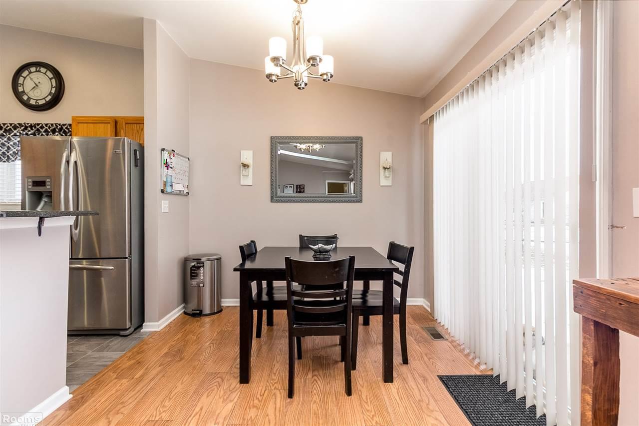 52204 Rivard Road New Baltimore, MI 48047 - Photo 9 of 22 31339528-8.JPG