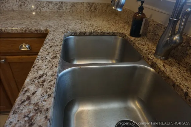 $1,650 | 7112 Summerlin Drive, Fayetteville, NC 28306