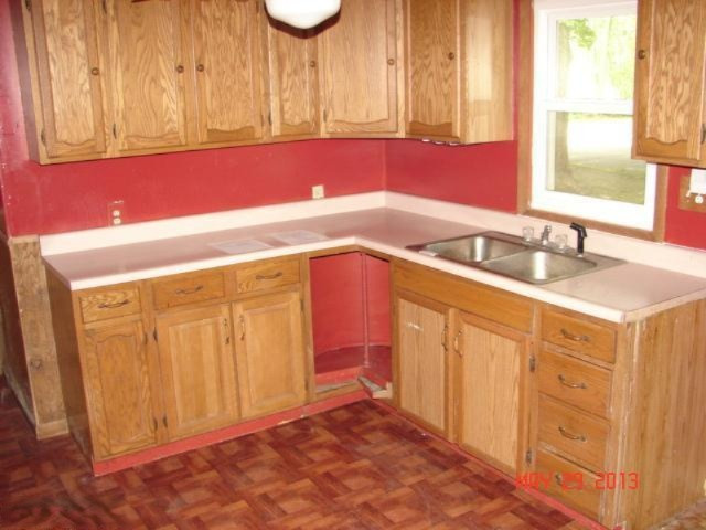 814 South Lincoln Avenue Three Rivers, MI 49093 - Photo 4 of 13 Additional Photo