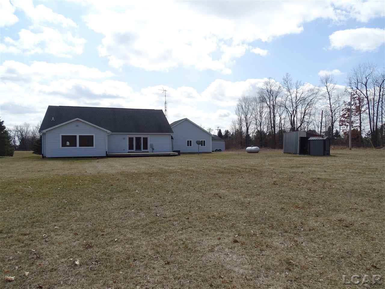 17440 Manitou Road Addison, MI 49220 - Photo 31 of 35 50008627-30.JPG