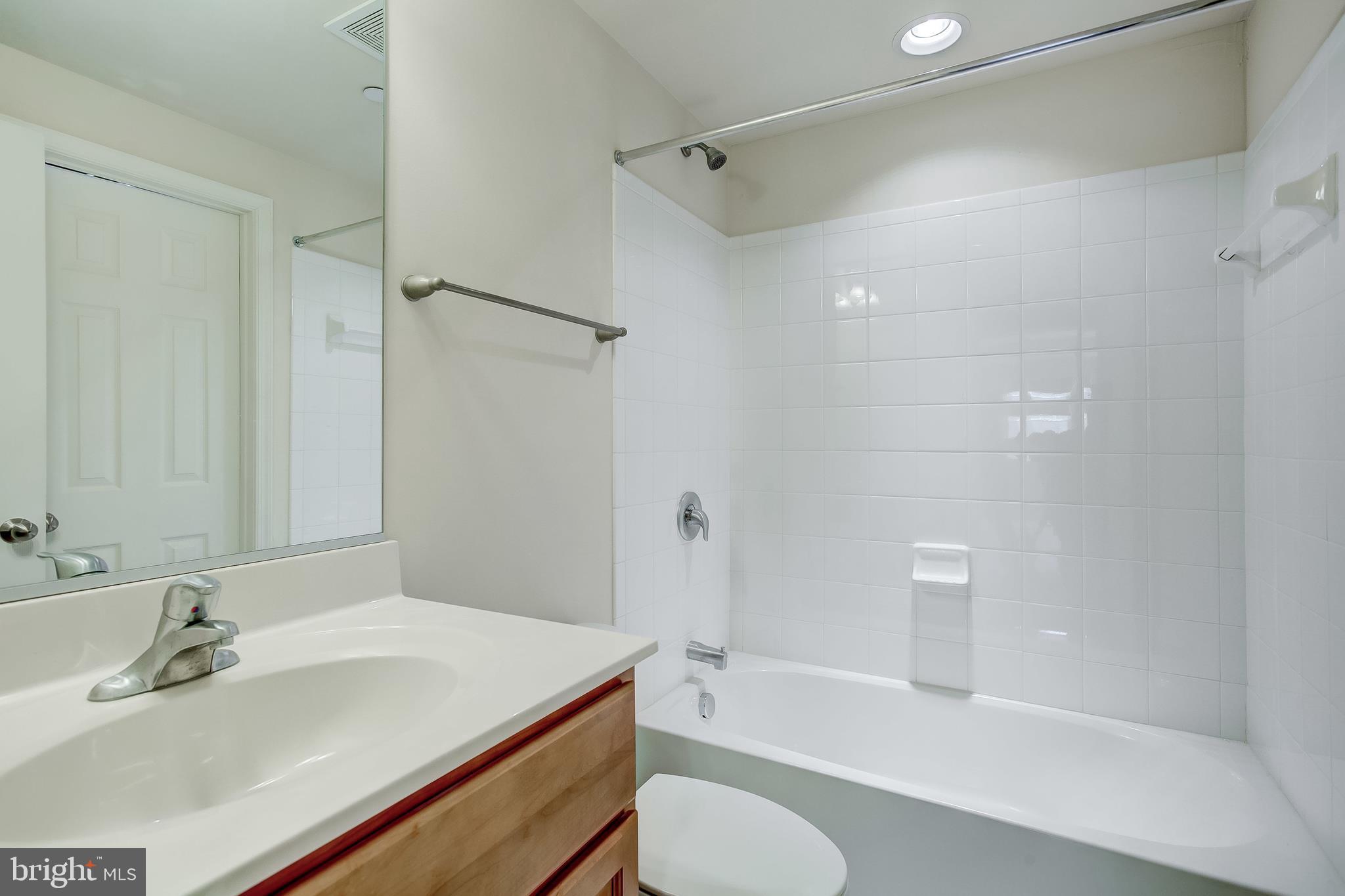 3005 Bender Ridge Court Baltimore, MD 21234 - Photo 19 of 22 Gallery Image 19