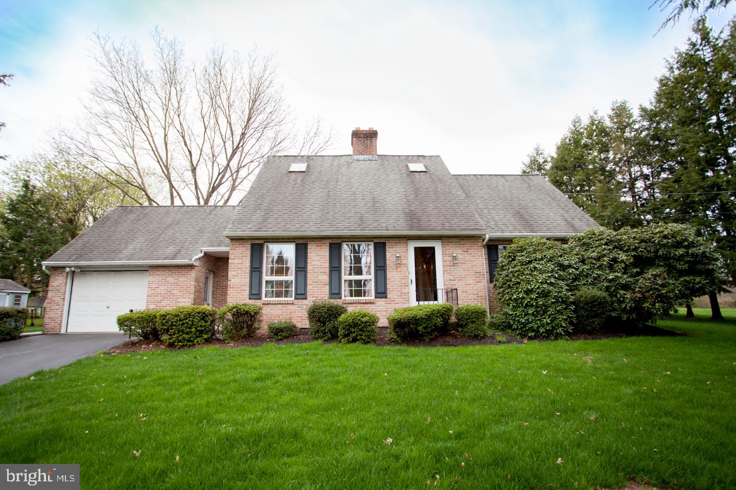 860 Keen Road Pottstown, PA 19465 - Photo 1 of 37 Great front view showing the curb appeal of this h