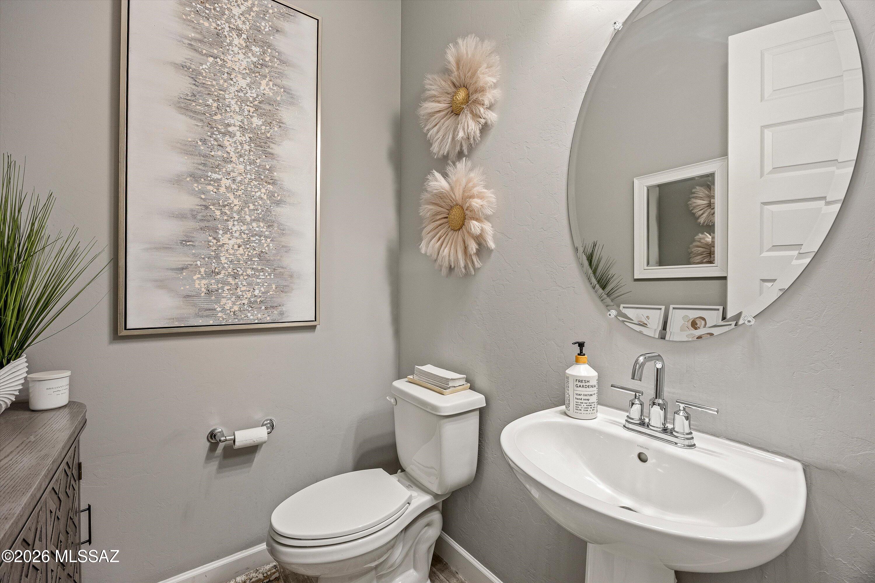8489 North Lone Ranger Road Tucson, AZ 85743 - Photo 40 of 50 half bath