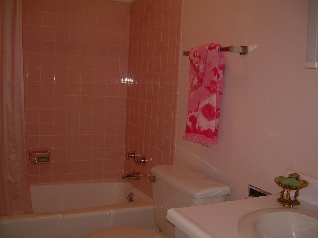 175 Mountain View Road Whitefield, NH 03598 - Photo 14 of 34 Gallery Image 14