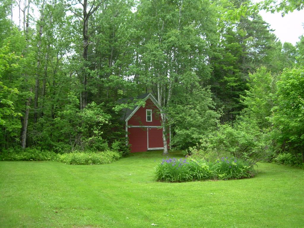 175 Mountain View Road Whitefield, NH 03598 - Photo 23 of 34 Gallery Image 23