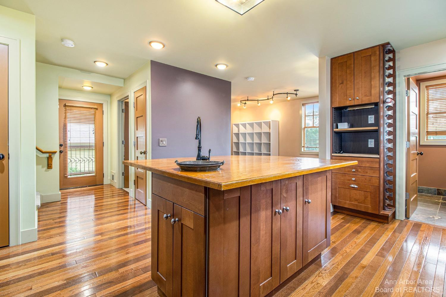 1645 South Maple Road Ann Arbor, MI 48103 - Photo 14 of 60 Photo 14