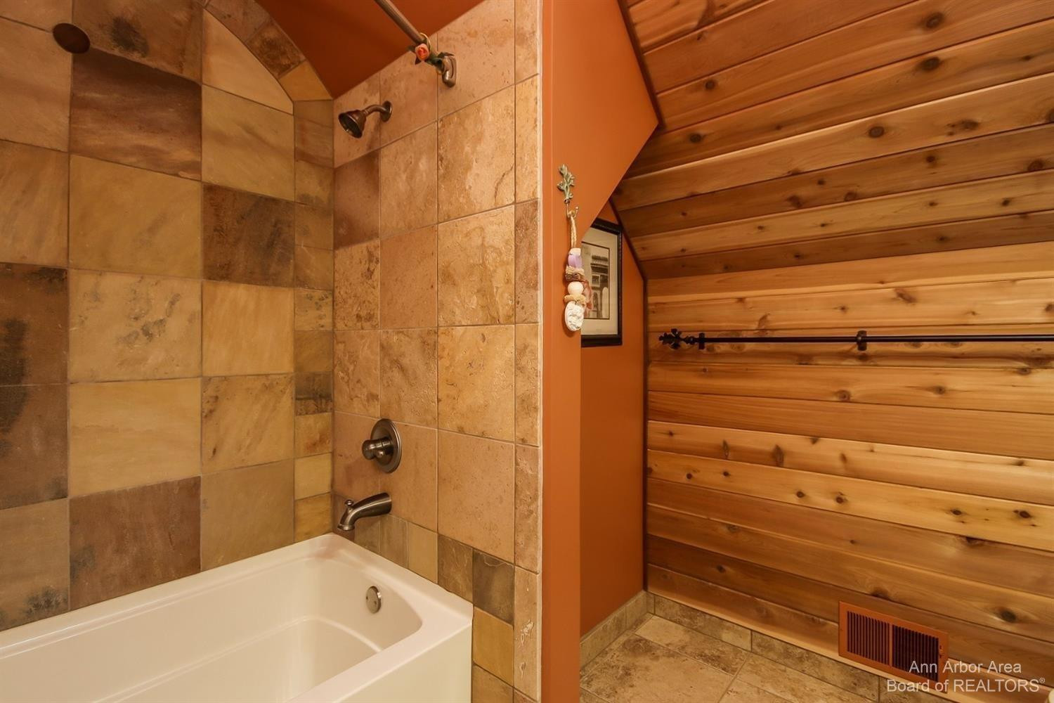 1645 South Maple Road Ann Arbor, MI 48103 - Photo 32 of 60 Photo 32