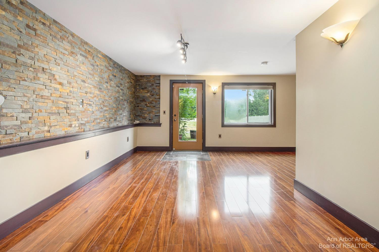 1645 South Maple Road Ann Arbor, MI 48103 - Photo 36 of 60 Photo 36