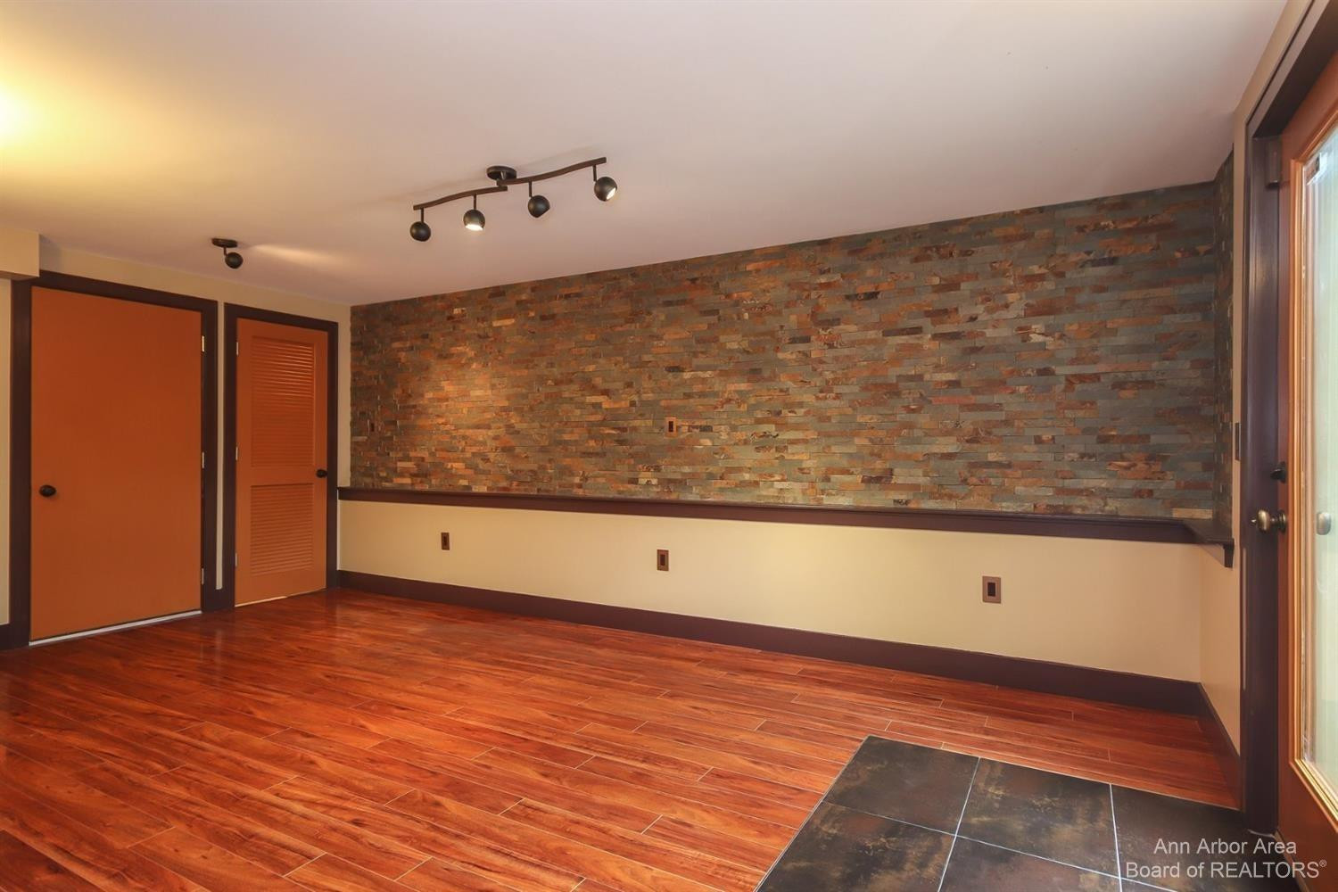 1645 South Maple Road Ann Arbor, MI 48103 - Photo 37 of 60 Photo 37