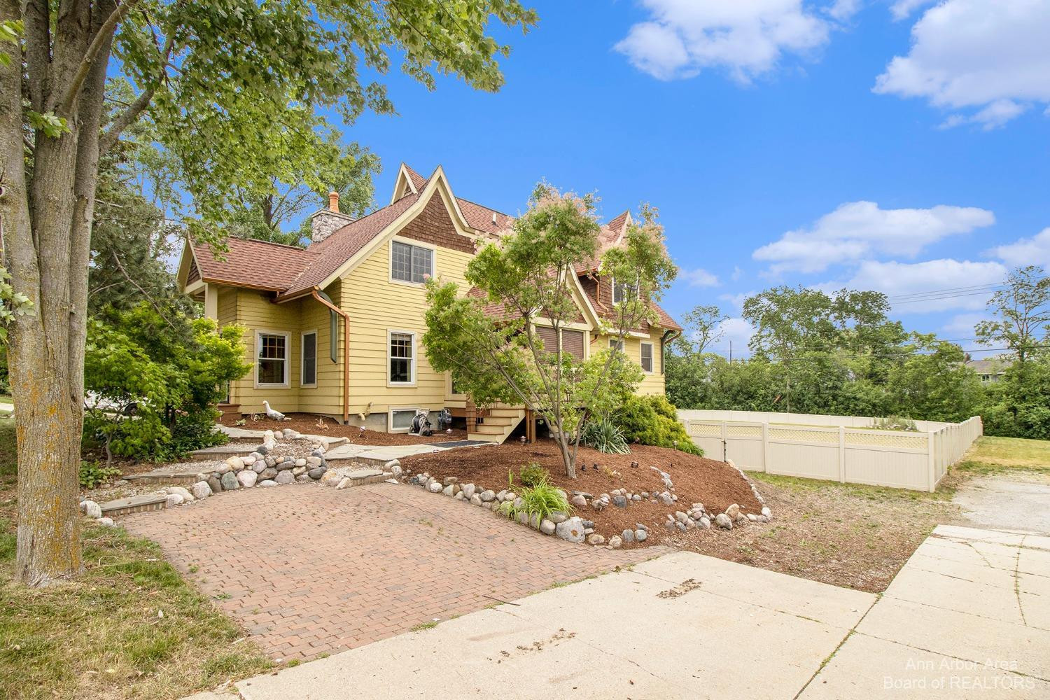 1645 South Maple Road Ann Arbor, MI 48103 - Photo 40 of 60 Photo 40