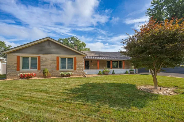 $359,900 | 3130 27th Street, Columbus, IN 47203