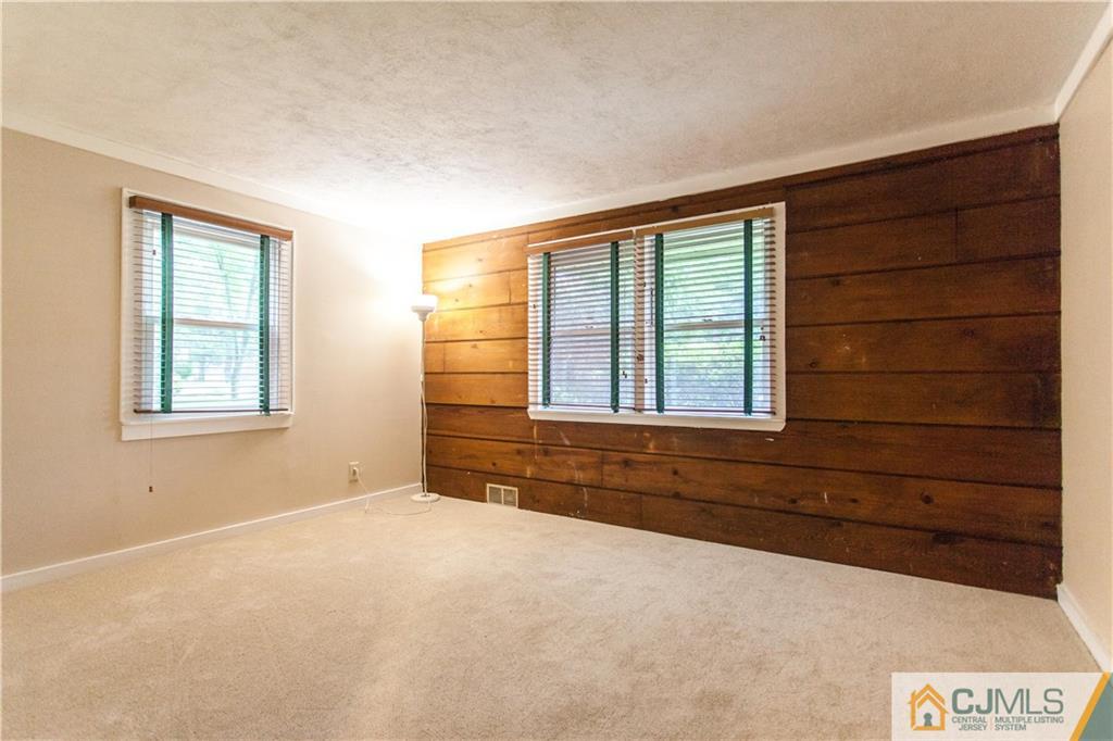 29 Maida Road Edison, NJ 08820 - Photo 10 of 17 a view of an empty room with a window