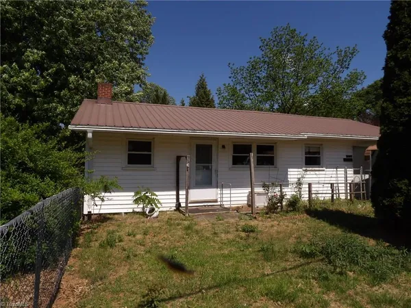 $119,900 | 123 Deer Haven Road, Sparta, NC 28675