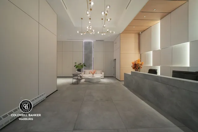 $965,400 | 144-49 Northern Boulevard, Unit 420 | Murray Hill - Flushing