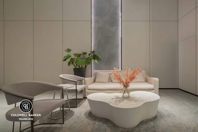 $965,400 | 144-49 Northern Boulevard, Unit 420 | Murray Hill - Flushing