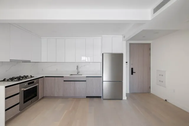 $965,400 | 144-49 Northern Boulevard, Unit 420 | Murray Hill - Flushing