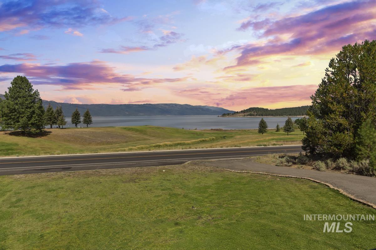 131 Par Drive Cascade, ID 83611 - Photo 4 of 47