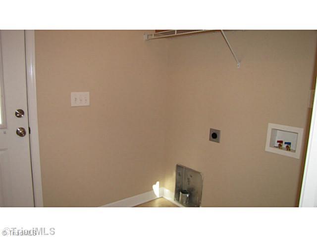 395 Jones Road Asheboro, NC 27205 - Photo 9 of 10 Laundry Room.