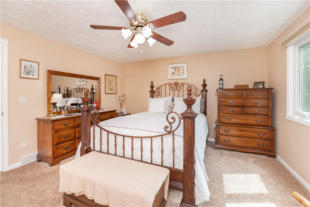 70 Cornhill Place Rochester, NY 14608 - Photo 11 of 23 Bedroom 1