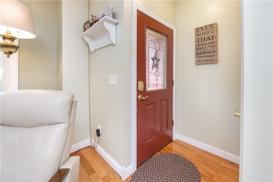 70 Cornhill Place Rochester, NY 14608 - Photo 3 of 23