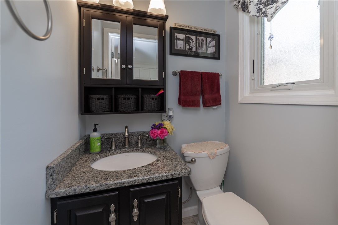 70 Cornhill Place Rochester, NY 14608 - Photo 9 of 23 Half Bath