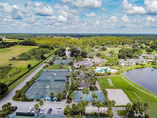 a view of an outdoor space