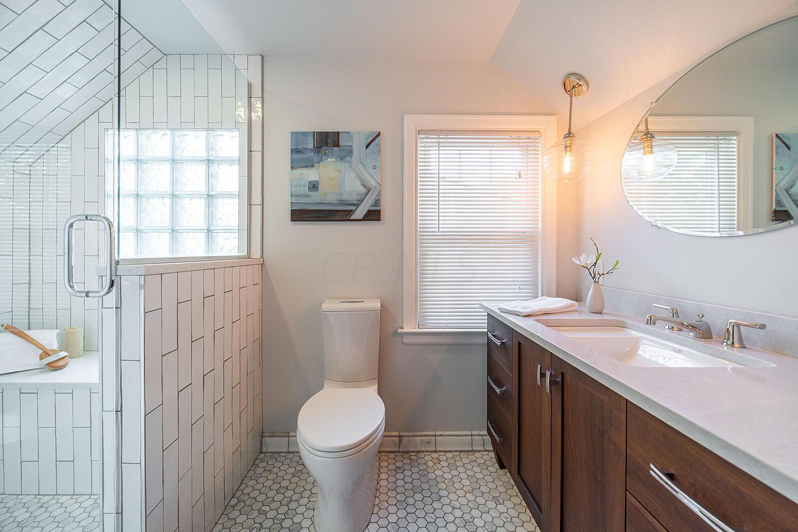 266 Fallis Road Columbus, OH 43214 - Photo 31 of 66 Love this updated bath !