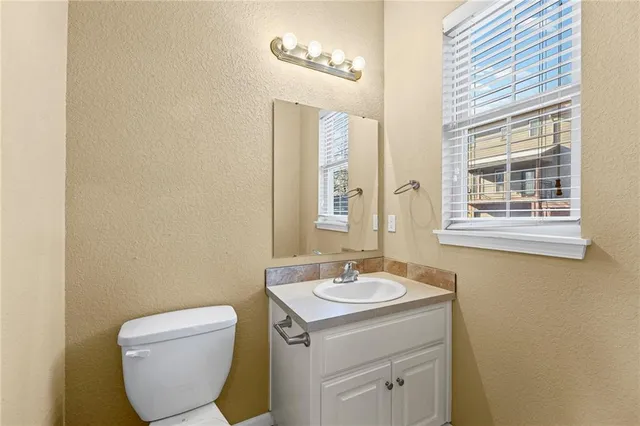 $250,000 | 5245 Overland Drive, Unit C12, Lawrence, KS 66049