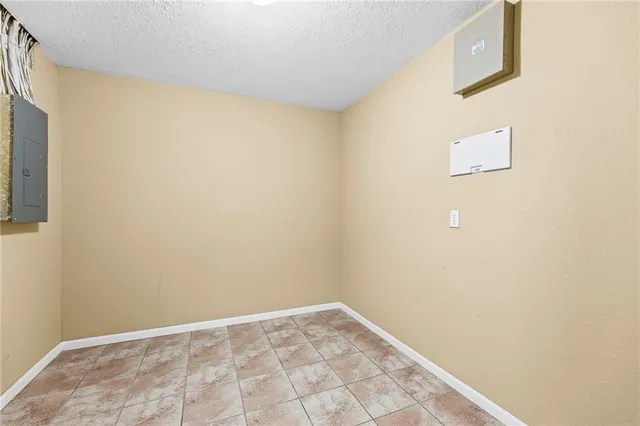 $250,000 | 5245 Overland Drive, Unit C12, Lawrence, KS 66049