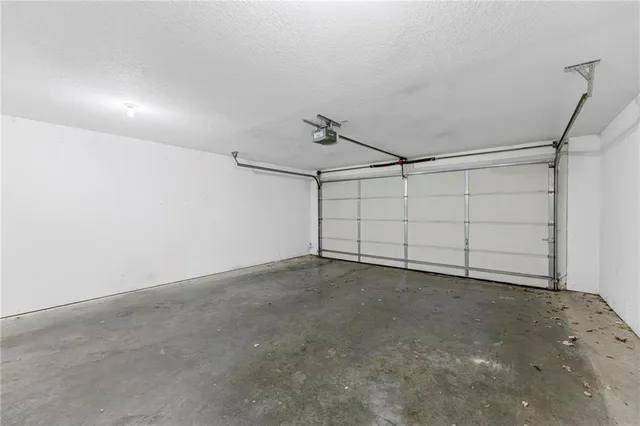 $250,000 | 5245 Overland Drive, Unit C12, Lawrence, KS 66049