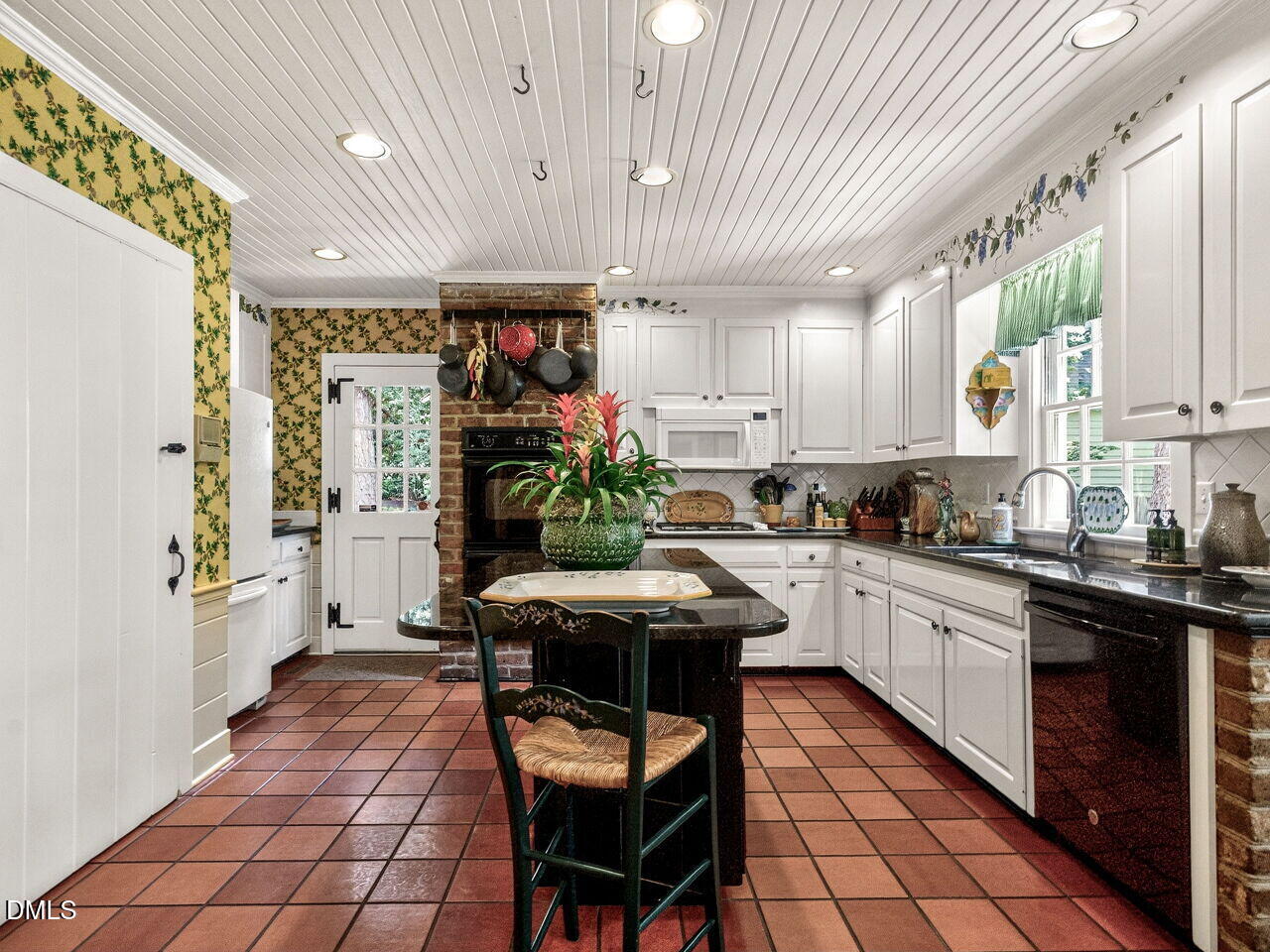 3412 Landor Road Raleigh, NC 27609 - Photo 17 of 45 017-1280x960-kitchen