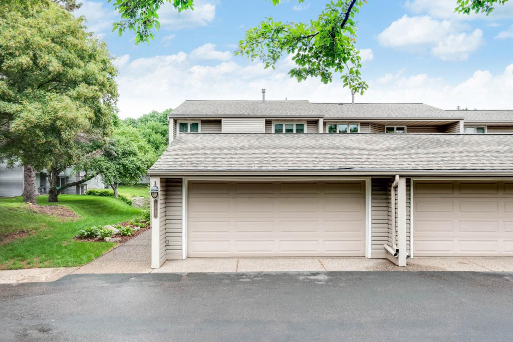 477 County Rd C West Roseville, MN 55113 - Photo 1 of 1 Gallery Image 1