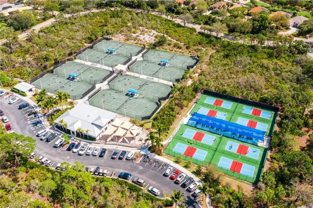 view of a bird bath room