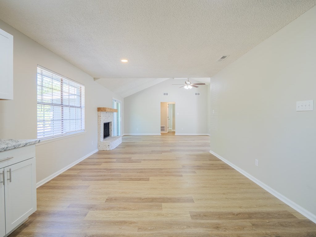 2032 Bancroft Road Valdosta, GA 31602 - Photo 16 of 42 Gallery Image 16