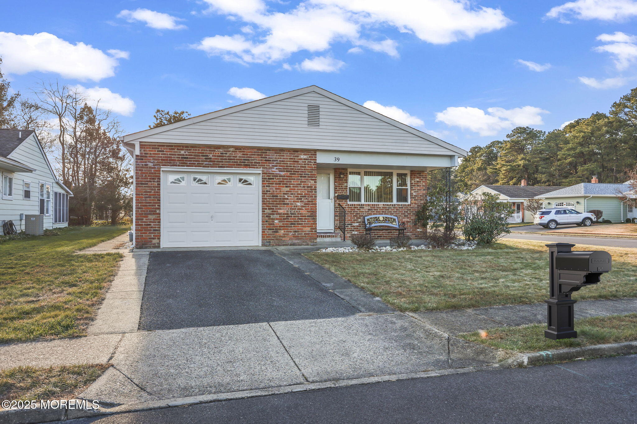 39 Fontana Street Toms River, NJ 08757 - Photo 4 of 24 4-web-or-mls-LPM_9235