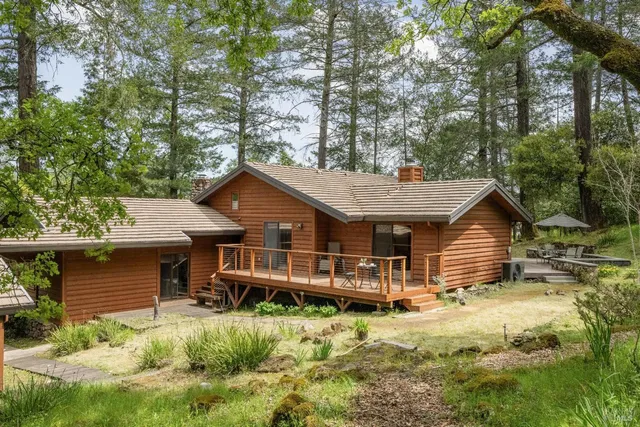 $1,545,000 | 1355 White Oak Drive, Santa Rosa, CA 95409