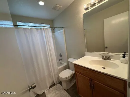 $4,500 | 3002 Jojoba Terrace, Palmdale, CA 93550