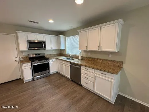 $4,500 | 3002 Jojoba Terrace, Palmdale, CA 93550