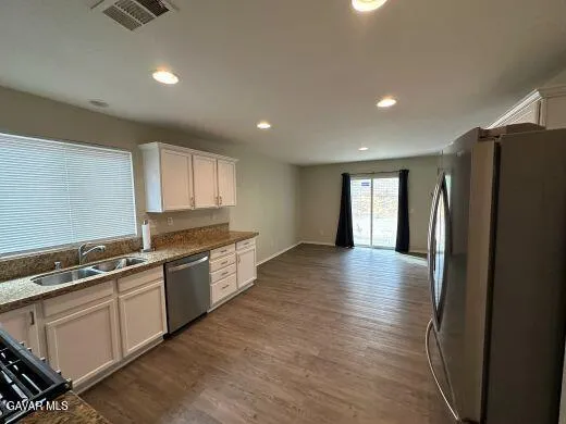 $4,500 | 3002 Jojoba Terrace, Palmdale, CA 93550