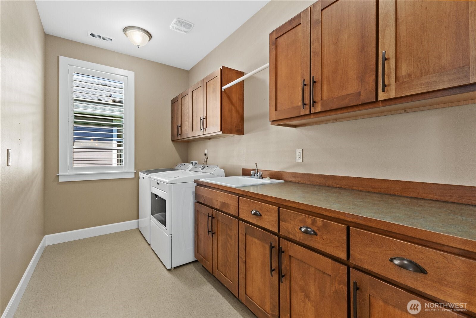 15112 101st Avenue Northeast Bothell, WA 98011 - Photo 18 of 39
