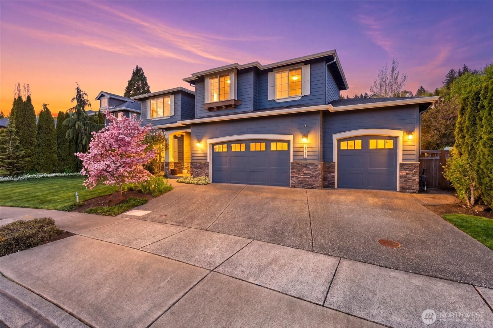 15112 101st Avenue Northeast Bothell, WA 98011 - Photo 2 of 39