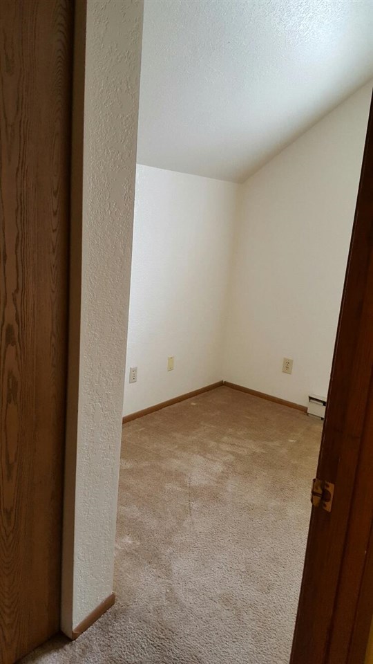 1332 Ridge Road Mount Pleasant, MI 48858 - Photo 19 of 30 1906055-18.JPG