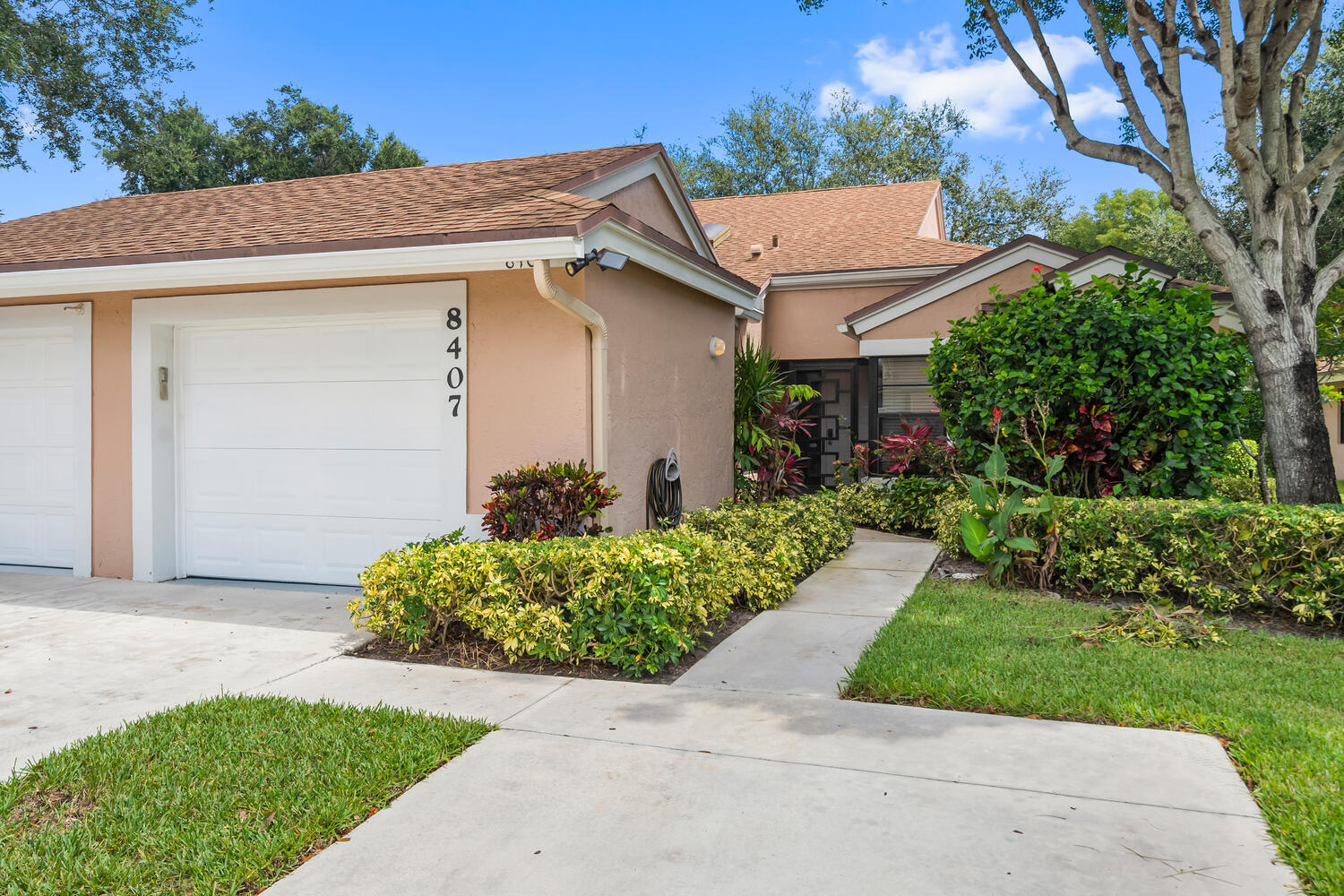 8407 Springlake Drive Boca Raton, FL 33496 - Photo 3 of 22 8407 Springlake Dr-large-021-019-DSC0108